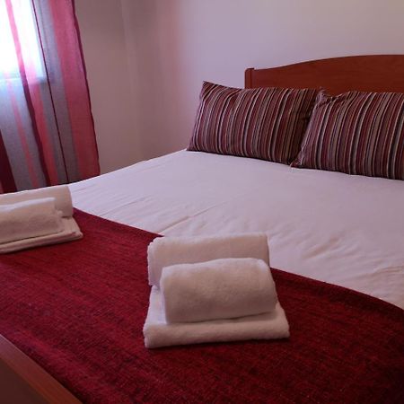 Pro Touristic Peniche Surf & Beach Apartment Bagian luar foto