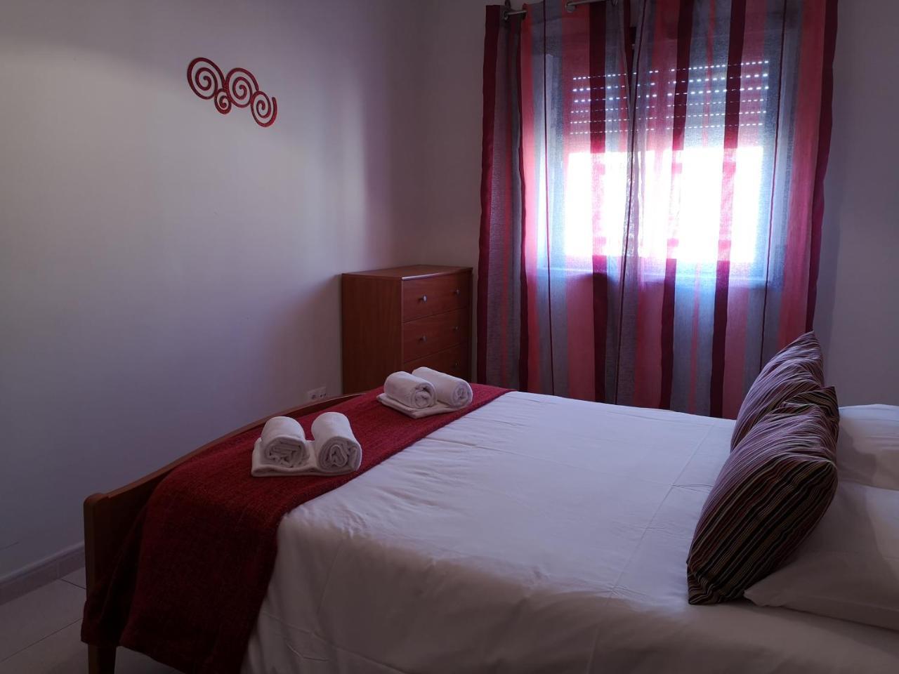 Pro Touristic Peniche Surf & Beach Apartment Bagian luar foto