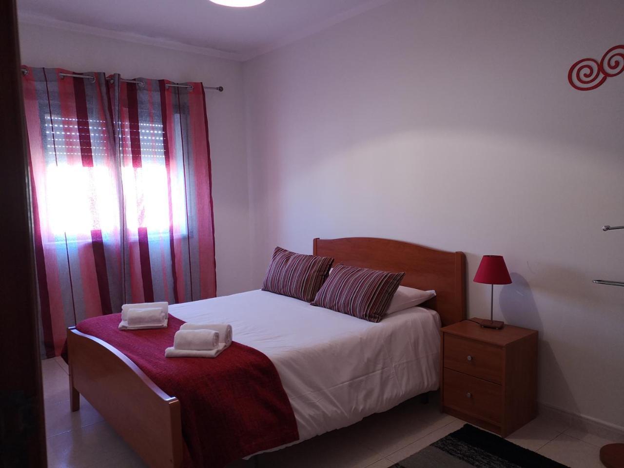 Pro Touristic Peniche Surf & Beach Apartment Bagian luar foto