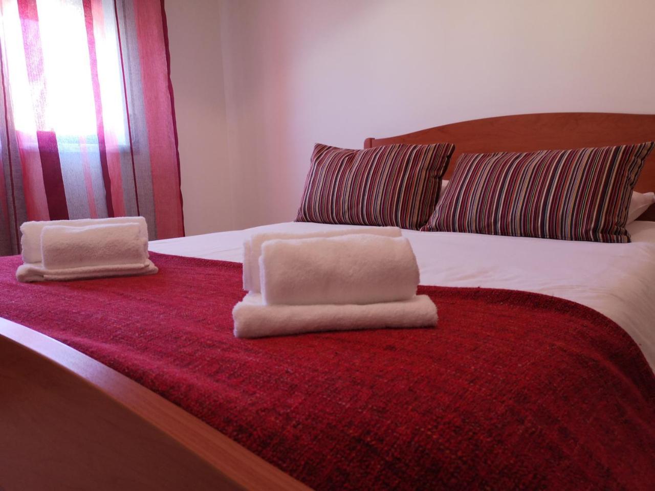 Pro Touristic Peniche Surf & Beach Apartment Bagian luar foto