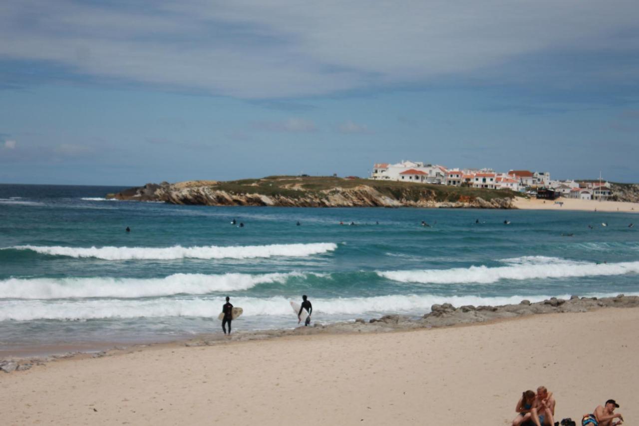Pro Touristic Peniche Surf & Beach Apartment Bagian luar foto